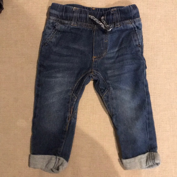 Genuine Kids from Oshkosh Baby Boy 2pc outfit Shirt and Jeans - Picture 4 of 5